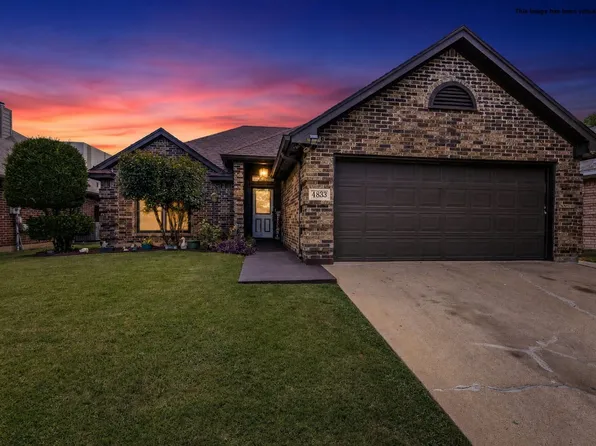 4833 Colonial Park Dr, Haltom City, TX 76117