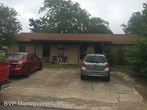 1st image of 703 Nimitz St