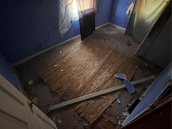 3rd image of 4005 Wabash Ave