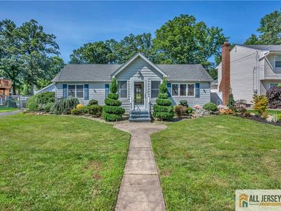 706 Wood Ave, North Brunswick, NJ, 08902