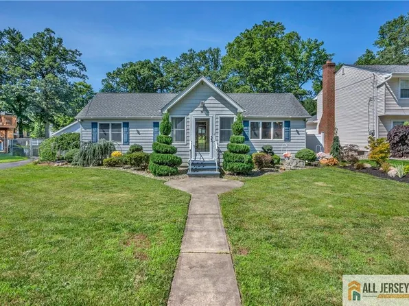 706 Wood Ave, North Brunswick, NJ 08902