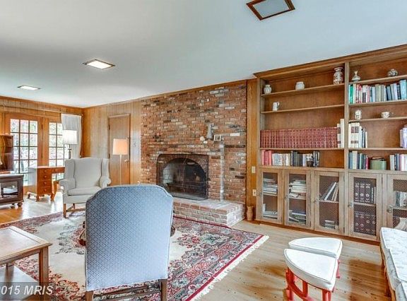4th image of 1597 Forest Villa Ln