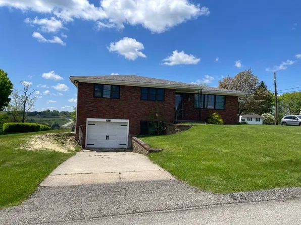 213 Brown Blvd N, Uniontown, PA 15401