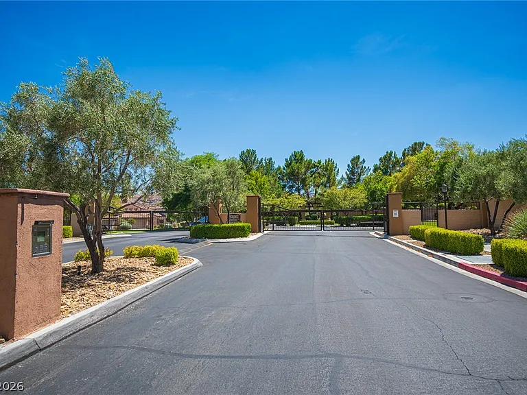 12141 Capilla Real Ave — Photo 68