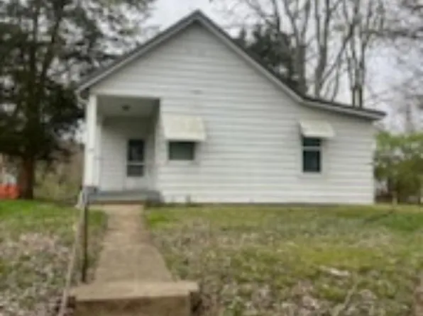 38 S Shafer St, Athens, OH 45701