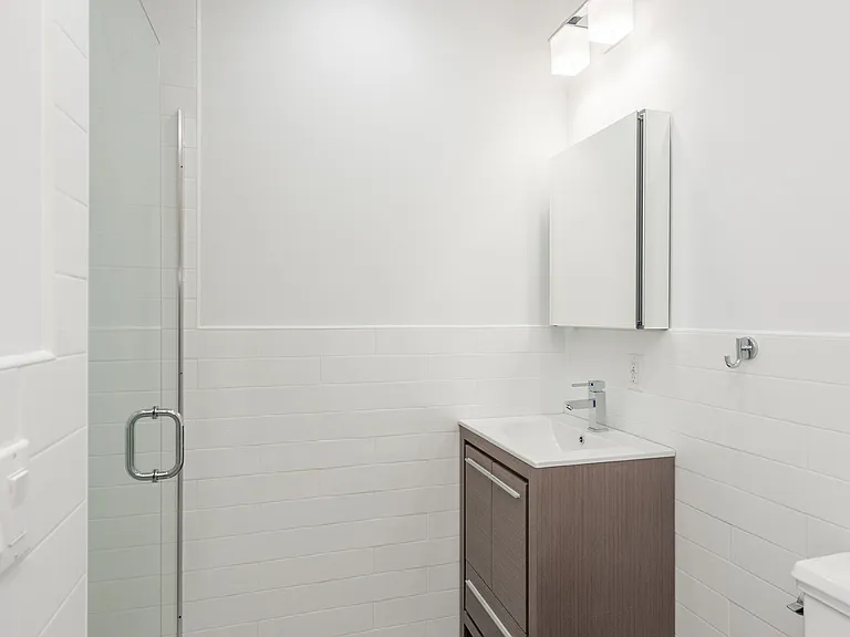 260 Washington Ave #D1 — Photo 19