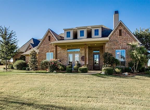 2nd image of 3311 Anna Cade Cir