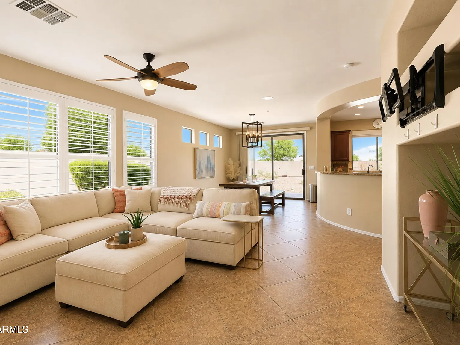 2 bed, 2.0 bath, 1344 sqft, $2,600 — Photo 3
