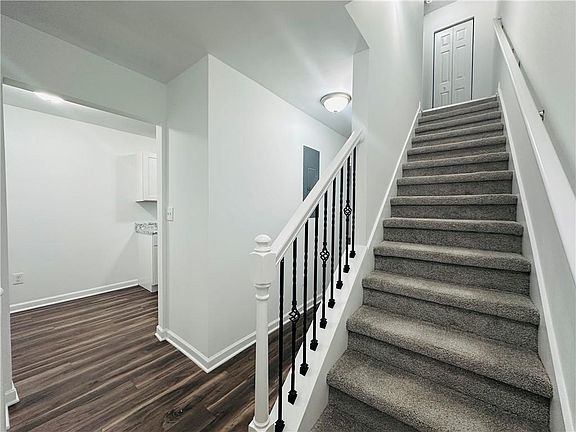 3rd image of 2340 Beaver Ruin Rd APT 20