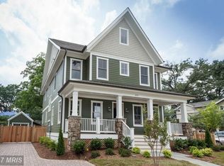 824 N Danville St, Arlington, VA 22201