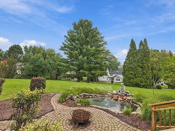 2nd image of 1320 Spring Hill Dr