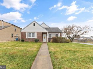 660 Rennard St, Philadelphia, PA 19116