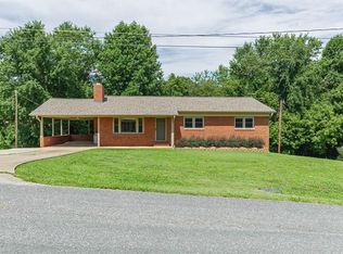 27 Elliott St #1 & 2, Marion, NC 28752