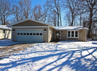 437 Walnutview Dr, Sunbury, OH