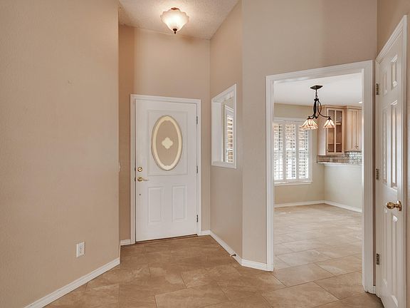 3rd image of 2853 Judson Cir