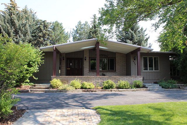 1st image of 425 Westmoreland Dr