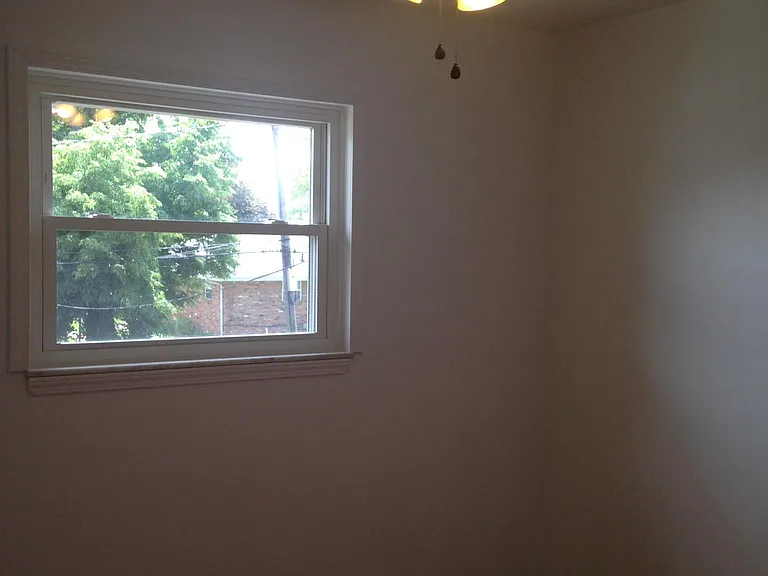 805 Gribbin Ln — Photo 7