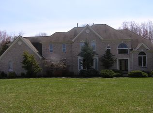 5 Sunnyfield Drive, Annandale, NJ 08801