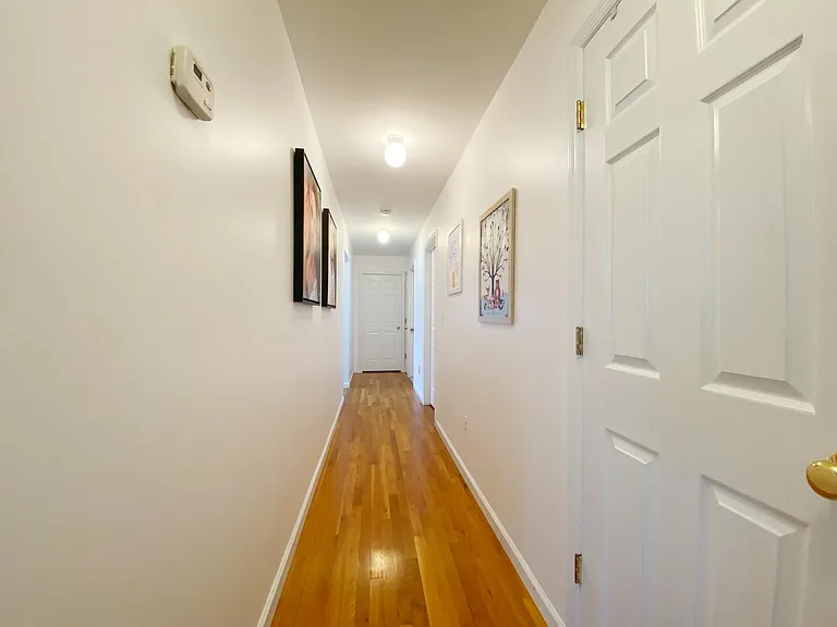118B Temple Ter #B — Photo 18