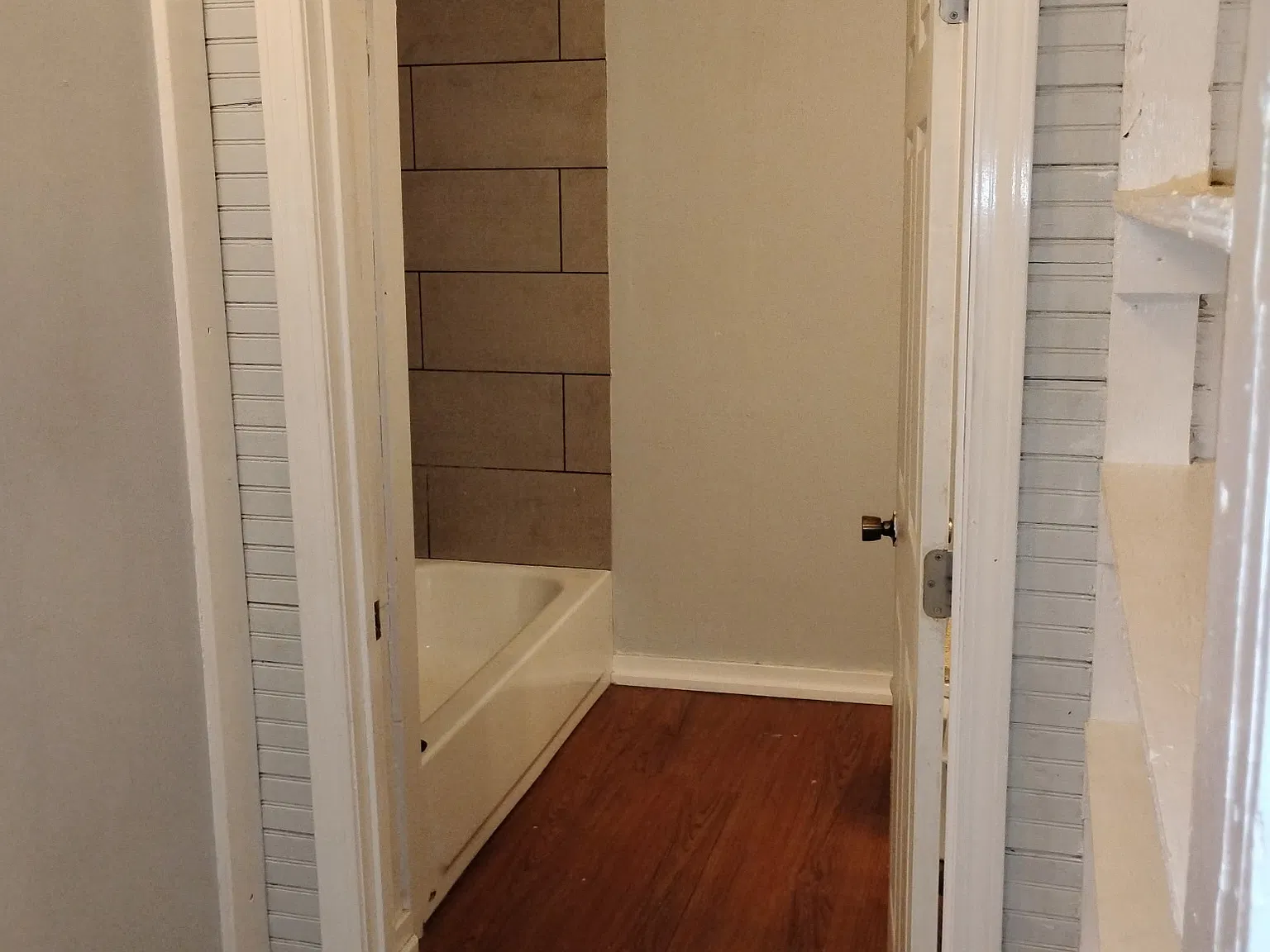 1005 Southern Avenue - 1 — Photo 4