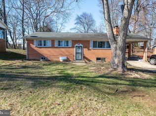 9807 Moreland St, Fort Washington, MD 20744