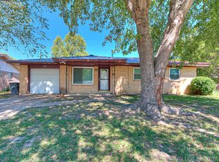 16525 E 2nd St, Tulsa, OK 74108