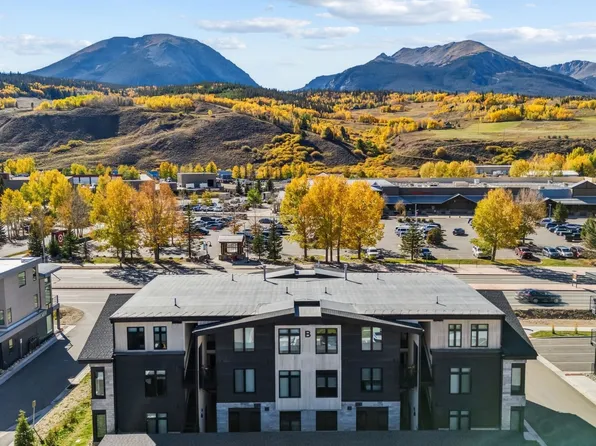 740 Blue River Parkway UNIT B12, Silverthorne, CO 80498