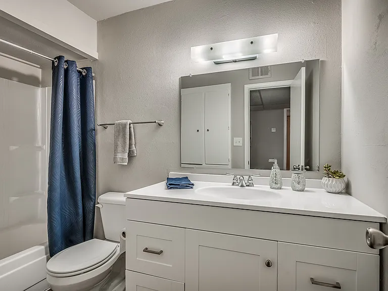 Remington Ranch - Bathroom