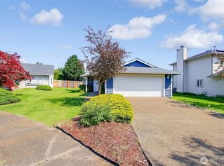 1430 SW 352nd Ct, Federal Way, WA 98023