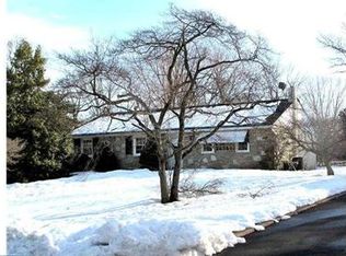 637 Beverly Rd, Holland, PA 18966