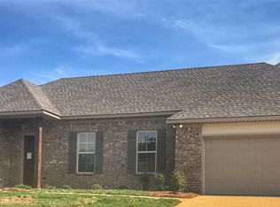 1992 E Ridge Cir, Madison, MS 39110