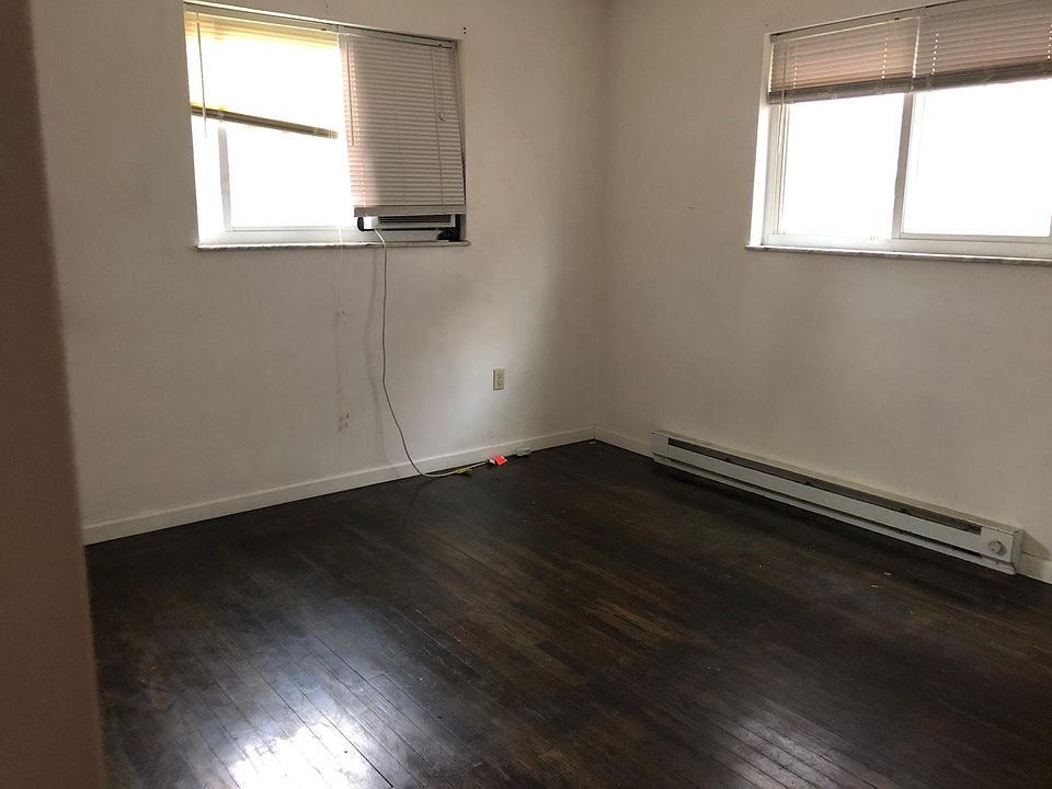 1st image of 6425 Kennedy Ave #1