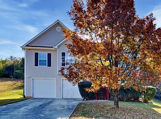 3326 Madison Ridge Trl, Snellville, GA 30039