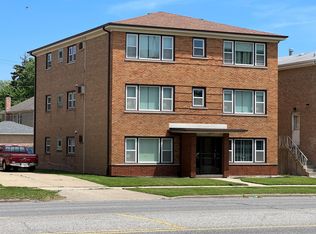 9341 S Pulaski Rd APT 3S, Evergreen Park, IL 60805
