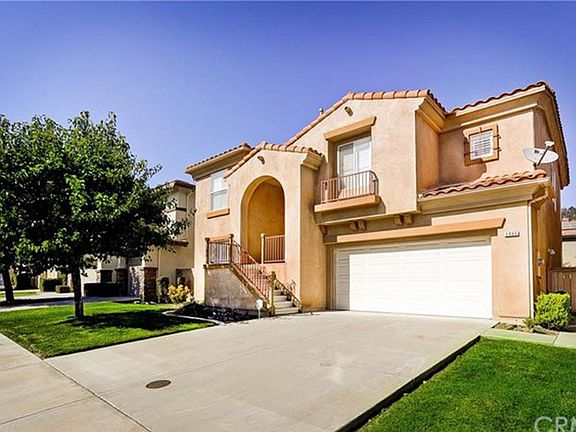3rd image of 4996 Heritage Dr