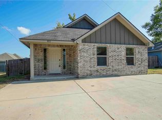 811 Dansby St, Bryan, TX 77803