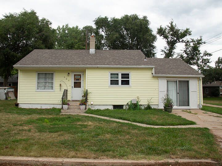 610 5th St, Armour, SD 57313 Zillow