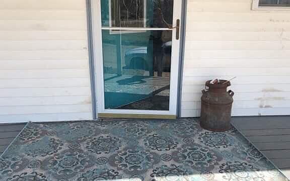 4th image of 210 N Madison Ave