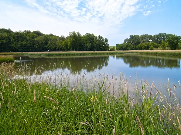6980 Laketown Pkwy, Waconia, MN 55387