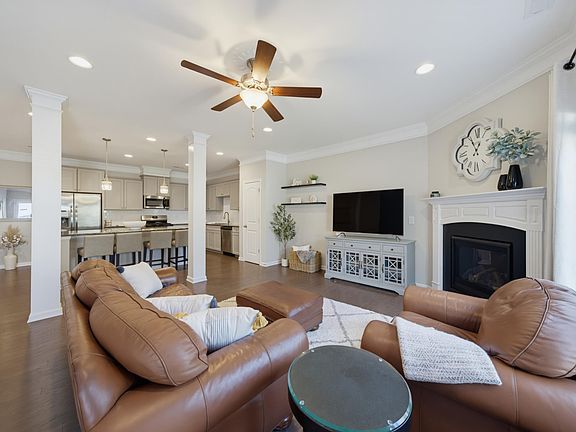 2nd image of 6328 Grace Lily Dr
