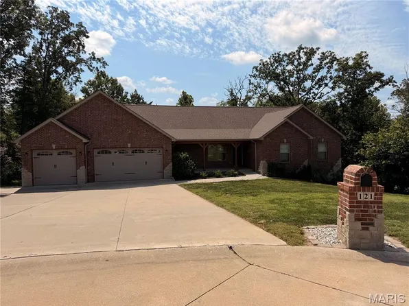 121 Cherry Hills Ct, Washington, MO 63090