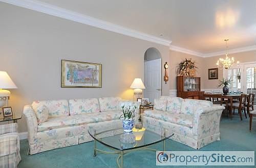 3rd image of 1156 Treymour Way