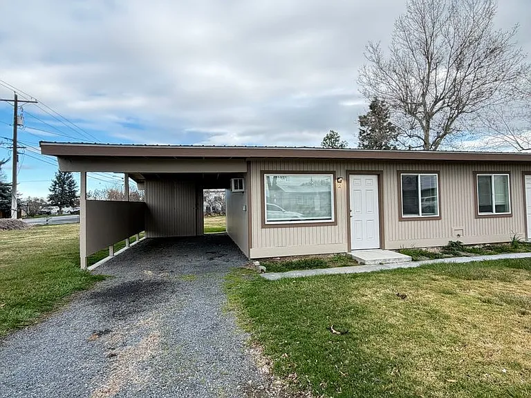 4033 Ottmar Rd NE — Photo 10