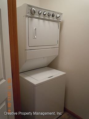4th image of 825 43rd St SE #202