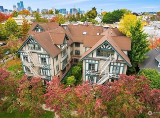 409 16th Ave E #18, Seattle, WA 98112