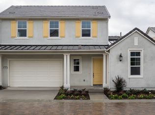 70 Luneta Ln, Rancho Mission Viejo, CA 92694