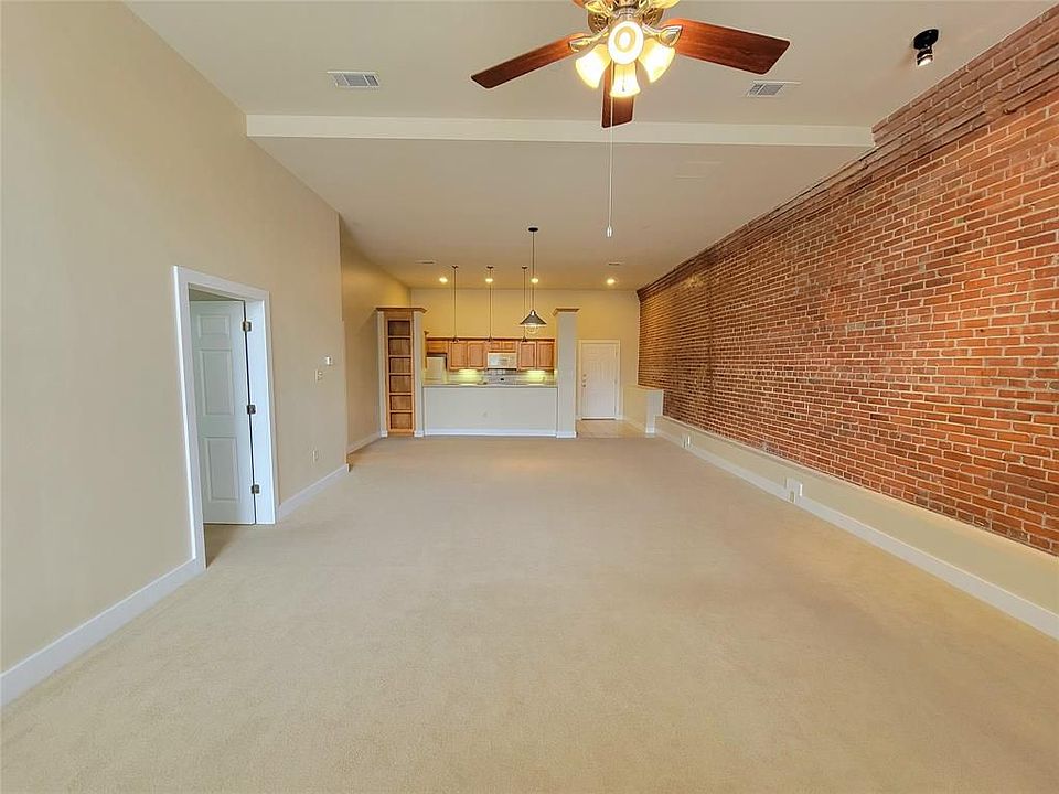 1st image of 2315 Harborside Dr APT 204