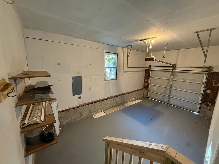 113 Suffolk Dr — Photo 13