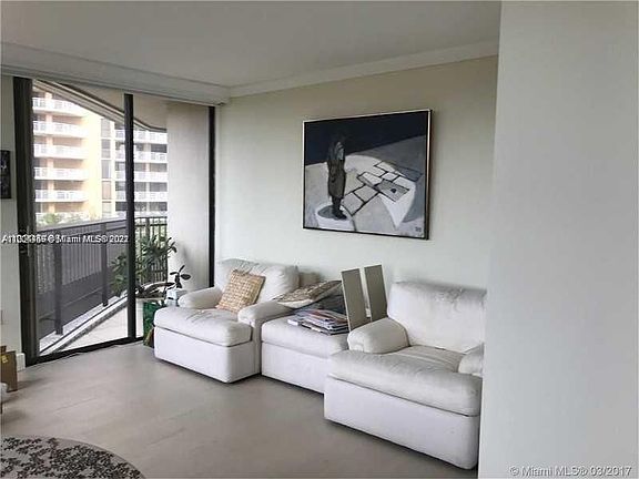 5th image of 2901 S Bayshore Dr APT 6G