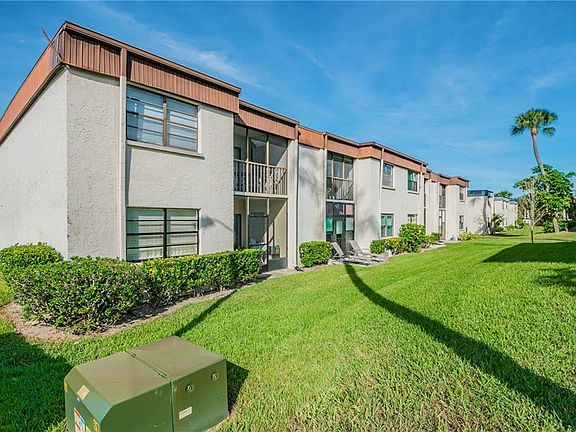 4th image of 2400 Winding Creek Blvd APT 9-102